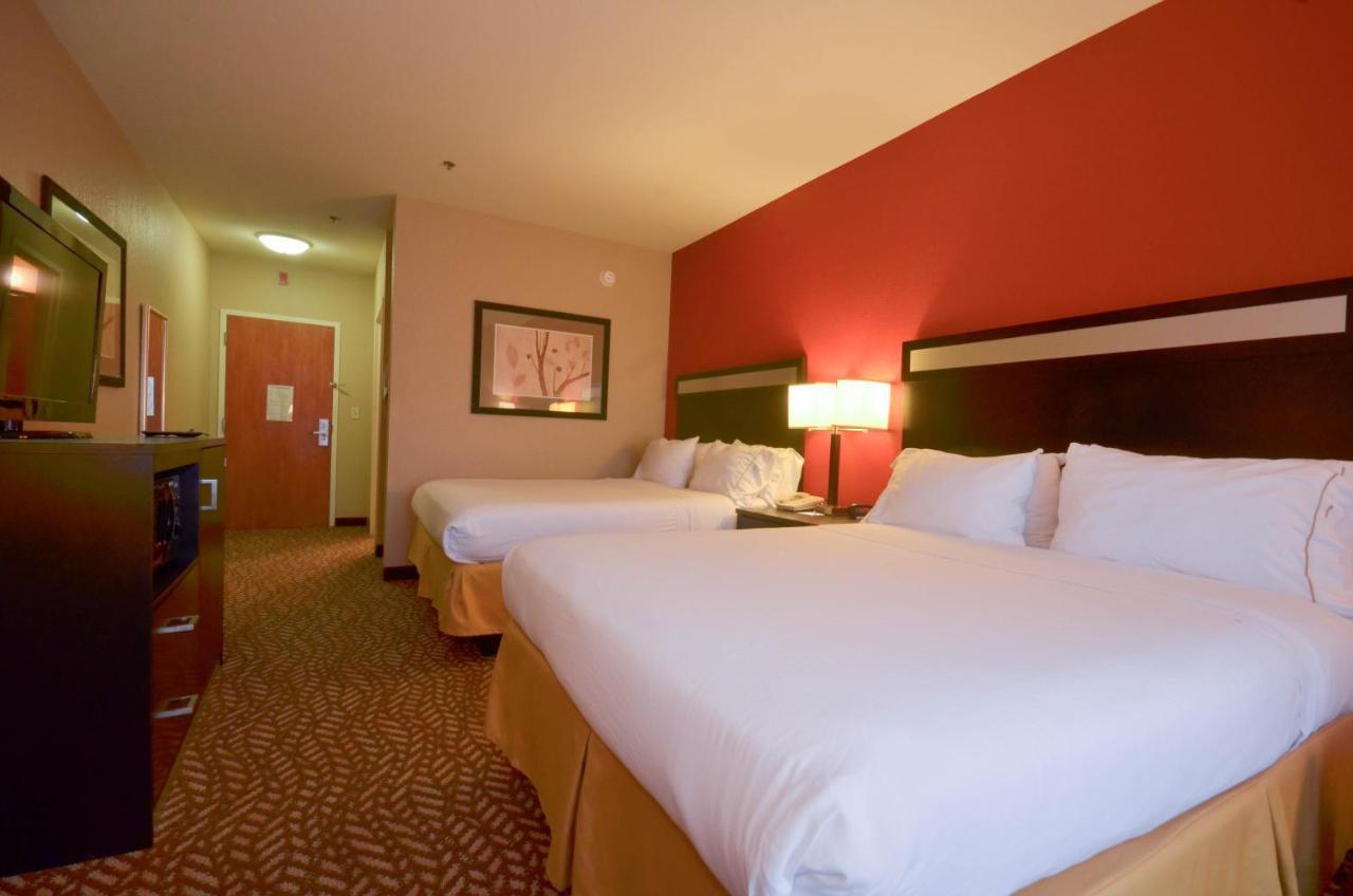 Holiday Inn Express & Suites Pine Bluff/Pines Mall By Ihg Kültér fotó