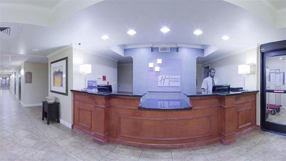 Holiday Inn Express & Suites Pine Bluff/Pines Mall By Ihg Kültér fotó